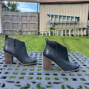BP Lance-Lea‎ Block Heel Bootie (Women) coal Black  Leather -Size 11